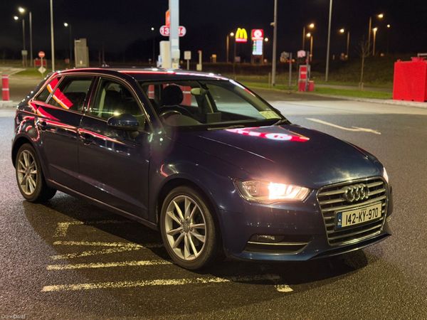 Audi A3 Hatchback, Diesel, 2014, Blue