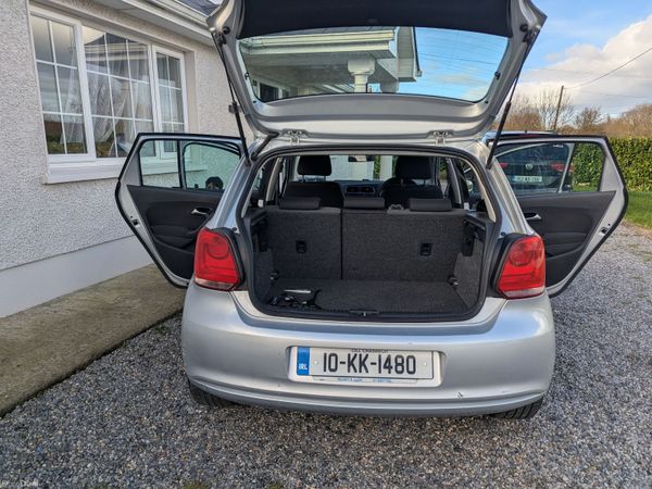 Volkswagen Polo Hatchback, Diesel, 2010, Silver