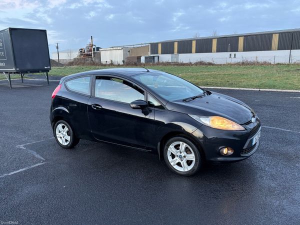 Ford Fiesta Hatchback, Petrol, 2010, Black