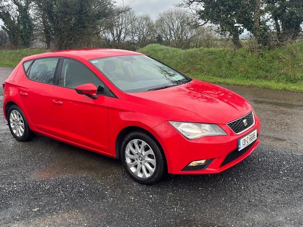 SEAT Leon Hatchback, Diesel, 2013, Red