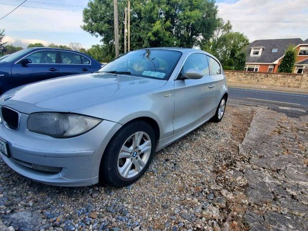 BMW 1-Series Hatchback, Petrol, 2008, Silver