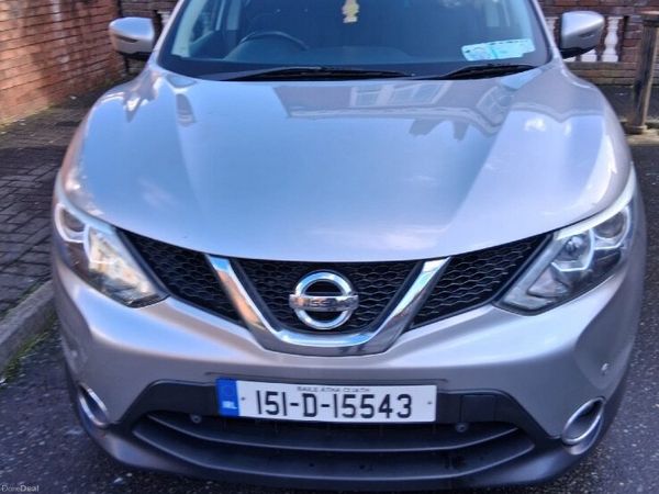 Nissan Qashqai Hatchback, Diesel, 2015, Silver