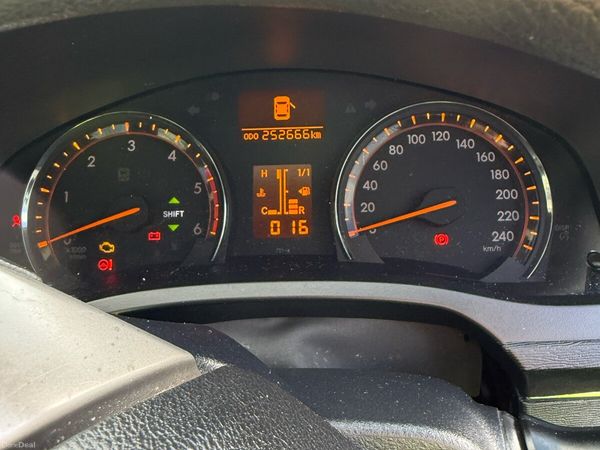 Toyota Avensis Saloon, Diesel, 2009, Blue