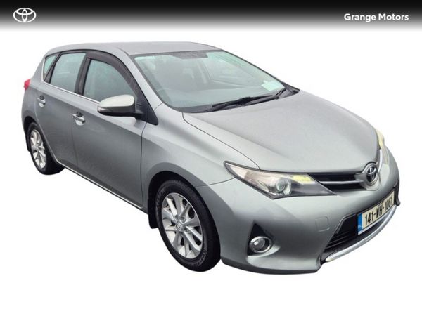 Toyota Auris Hatchback, Diesel, 2014, Grey