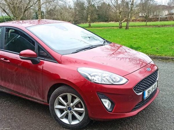 Ford Fiesta Hatchback, Petrol, 2019, Red