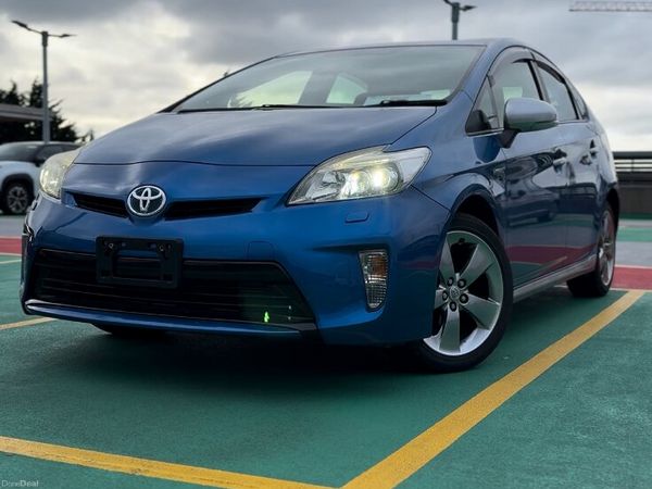 Toyota Prius Hatchback, Petrol Hybrid, 2013, Blue