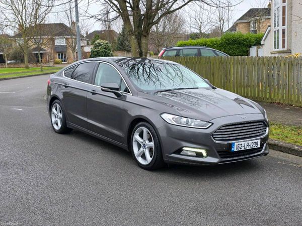 Ford Mondeo Hatchback, Diesel, 2016, Grey
