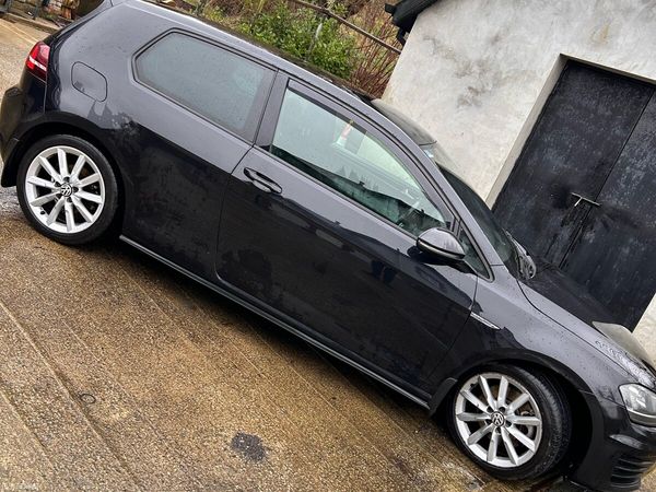 Volkswagen Golf Hatchback, Diesel, 2015, Black