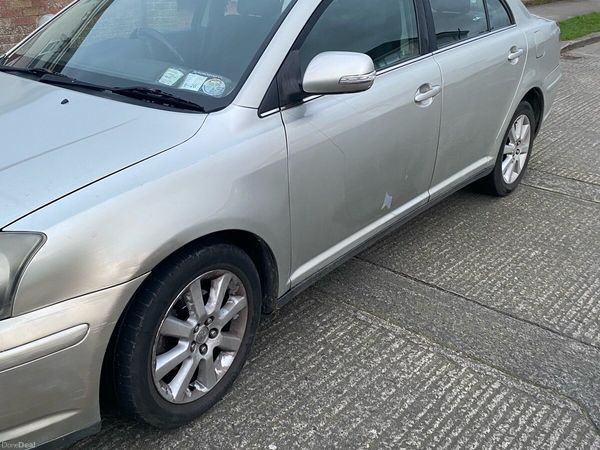 Toyota Avensis Saloon, Petrol, 2007, Silver