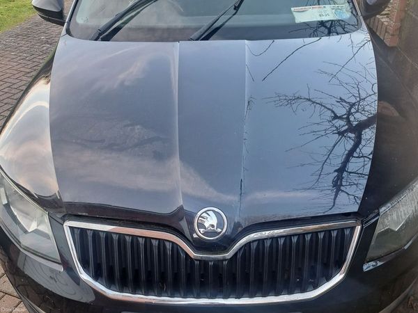 Skoda Octavia Saloon, Diesel, 2014, Black