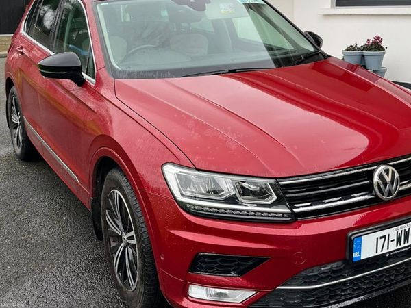 Volkswagen Tiguan SUV, Diesel, 2017, Red