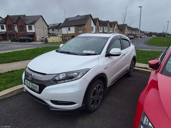 Honda Vezel MPV, Petrol Hybrid, 2017, White