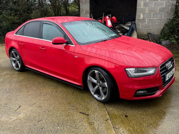 Audi A4 Saloon, Diesel, 2014, Red