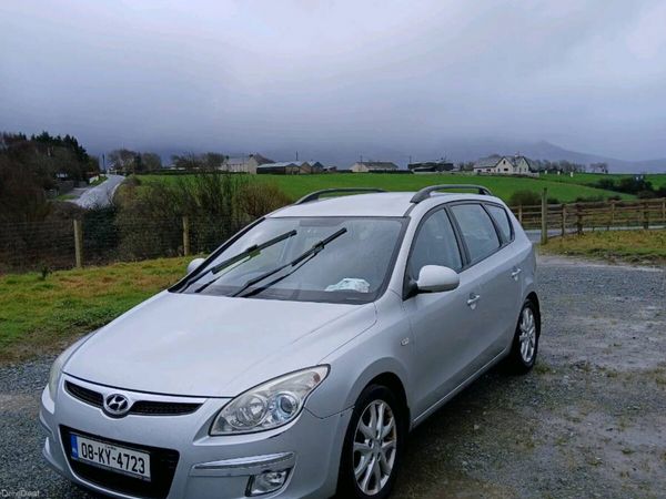 Hyundai i30 Estate, Diesel, 2008, Silver