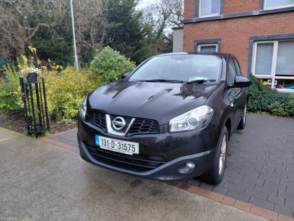 Nissan Qashqai Hatchback, Petrol, 2013, Black