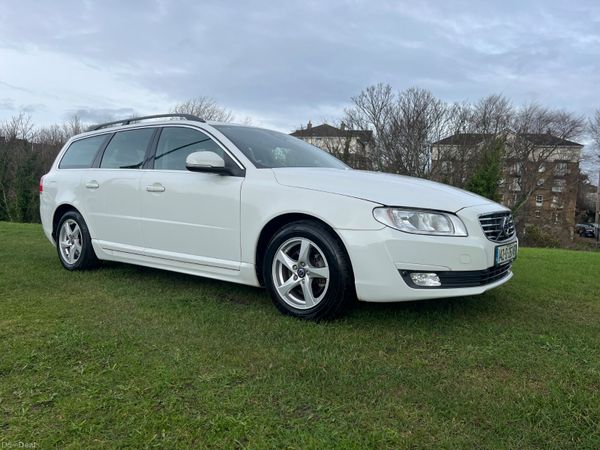 Volvo V70 Estate, Diesel, 2014, White