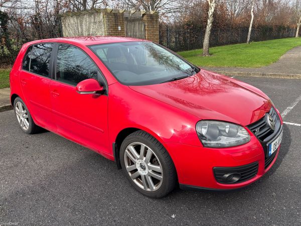 Volkswagen Golf Hatchback, Petrol, 2008, Red