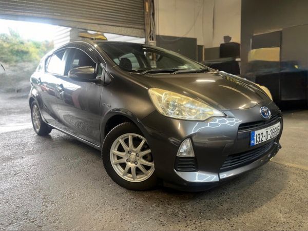 Toyota Aqua Hatchback, Petrol Hybrid, 2013, Grey