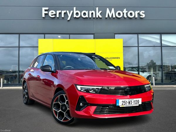 Opel Astra Hatchback, Petrol, 2025, Red