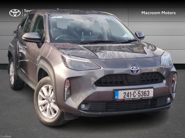Toyota Yaris Cross Hatchback, Petrol Hybrid, 2024, Grey