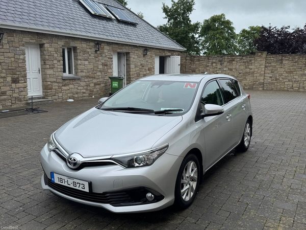 Toyota Auris Hatchback, Diesel, 2018, Grey