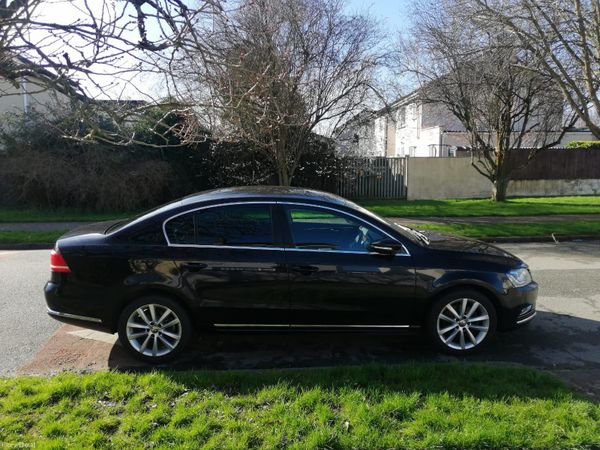 Volkswagen Passat Saloon, Diesel, 2013, Black