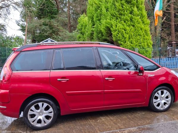 Citroen C4 Picasso MPV, Diesel, 2013, Red