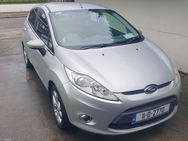Ford Fiesta Hatchback, Petrol, 2011, Silver