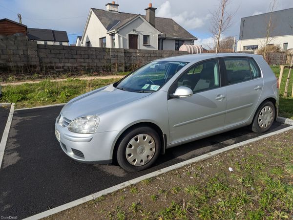Volkswagen Golf Hatchback, Petrol, 2007, Silver