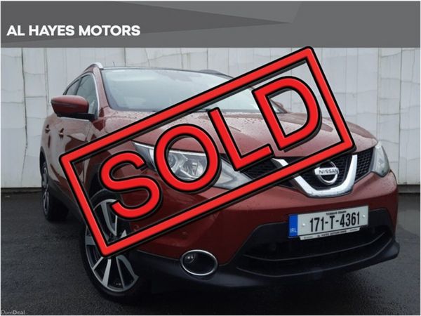 Nissan Qashqai SUV, Diesel, 2017, Red