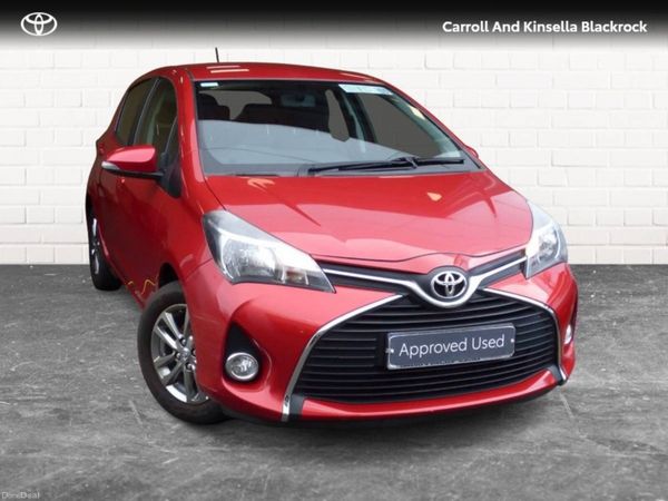 Toyota Yaris Hatchback, Petrol, 2017, Red