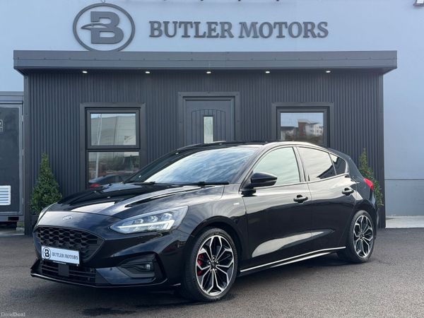 Ford Focus Hatchback, Diesel, 2021, Black