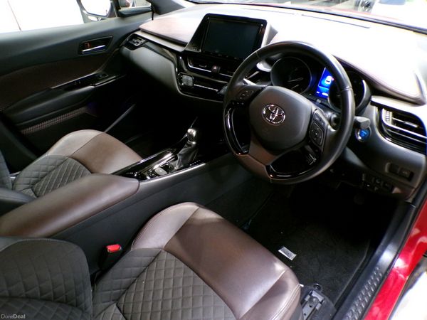 Toyota C-HR SUV, Petrol Hybrid, 2018, Red