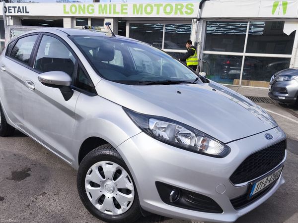 Ford Fiesta Hatchback, Petrol, 2017, Grey