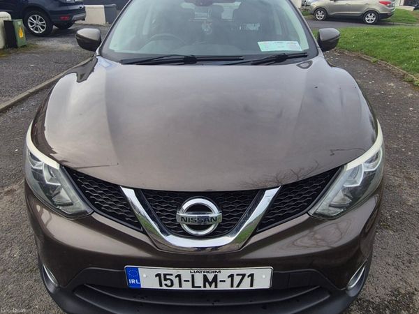 Nissan Qashqai Hatchback, Diesel, 2015, Brown