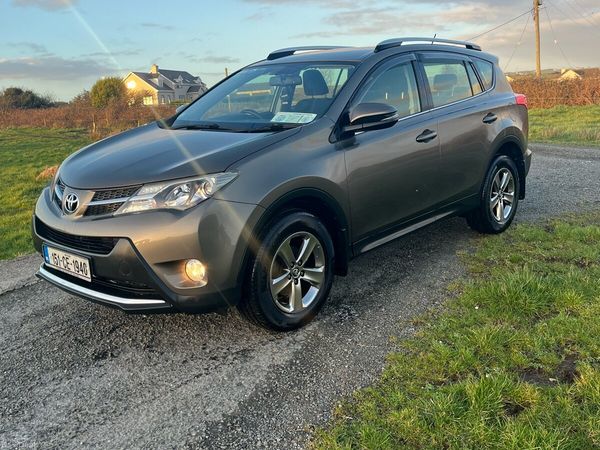 Toyota RAV4 SUV, Diesel, 2015, Bronze