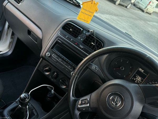 Volkswagen Polo Hatchback, Diesel, 2014, White