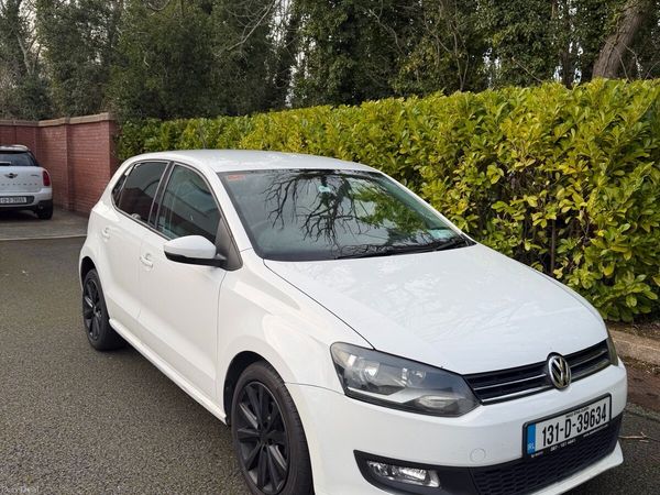 Volkswagen Polo Hatchback, Petrol, 2013, White