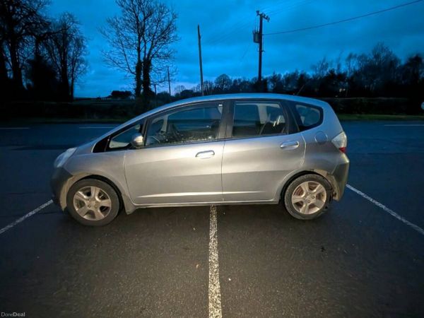 Honda Jazz Hatchback, Petrol, 2010, Grey