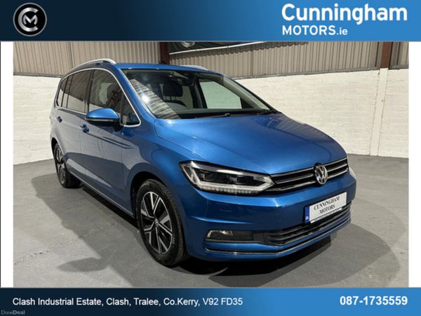 Volkswagen Touran Hatchback, Petrol, 2020, Blue