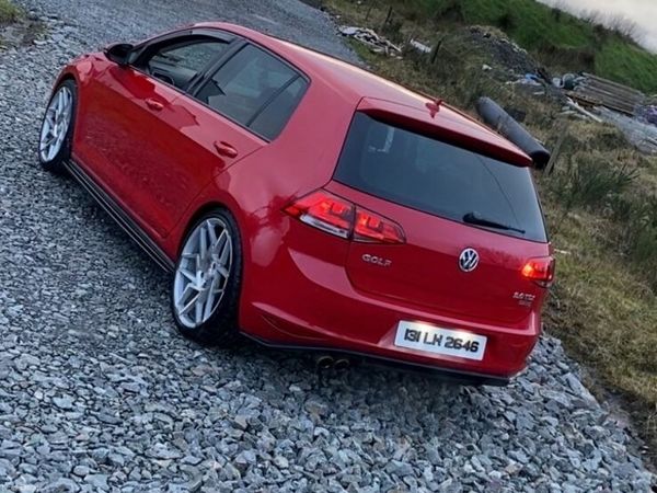 Volkswagen Golf Hatchback, Diesel, 2013, Red
