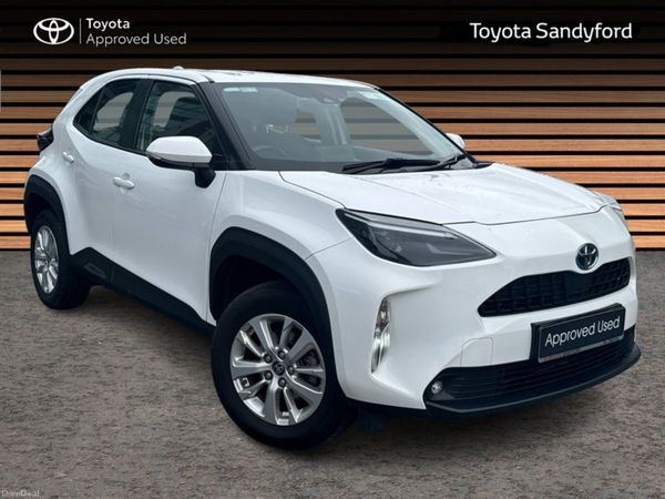 Toyota Yaris Cross Hatchback, Petrol Hybrid, 2023, White