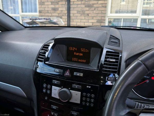 Vauxhall Zafira MPV, Diesel, 2011, Grey