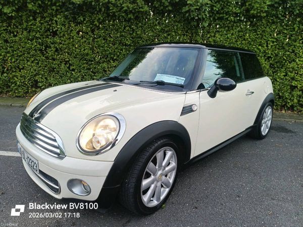 Mini Cooper Hatchback, Diesel, 2009, White