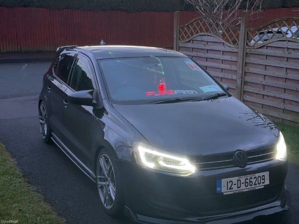 Volkswagen Polo Hatchback, Petrol, 2012, Black