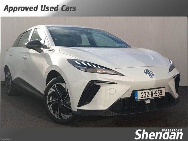 MG MG4 Hatchback, Electric, 2023, White