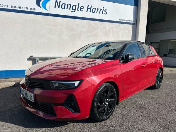 Opel Astra Hatchback, Petrol, 2022, Red