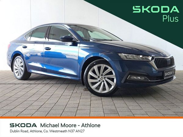 Skoda Octavia Saloon, Diesel, 2023, Blue