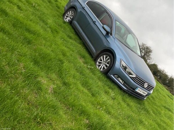 Volkswagen Passat Saloon, Diesel, 2017, Blue