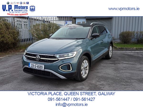 Volkswagen T-Roc SUV, Diesel, 2023, Green